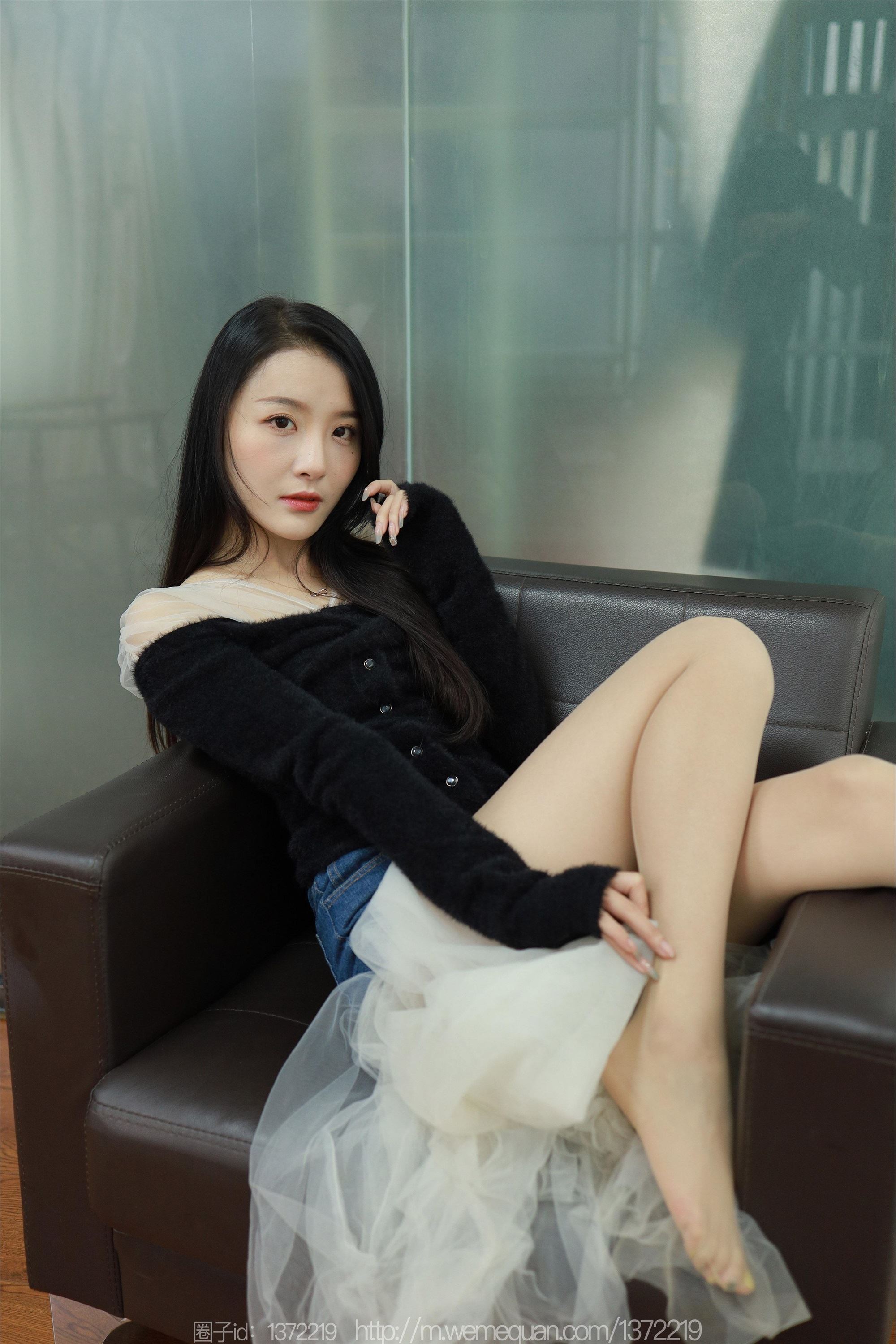 IESS异思趣向  2023.03.13 丝享家 1389 婉萍《偶遇单身狗》